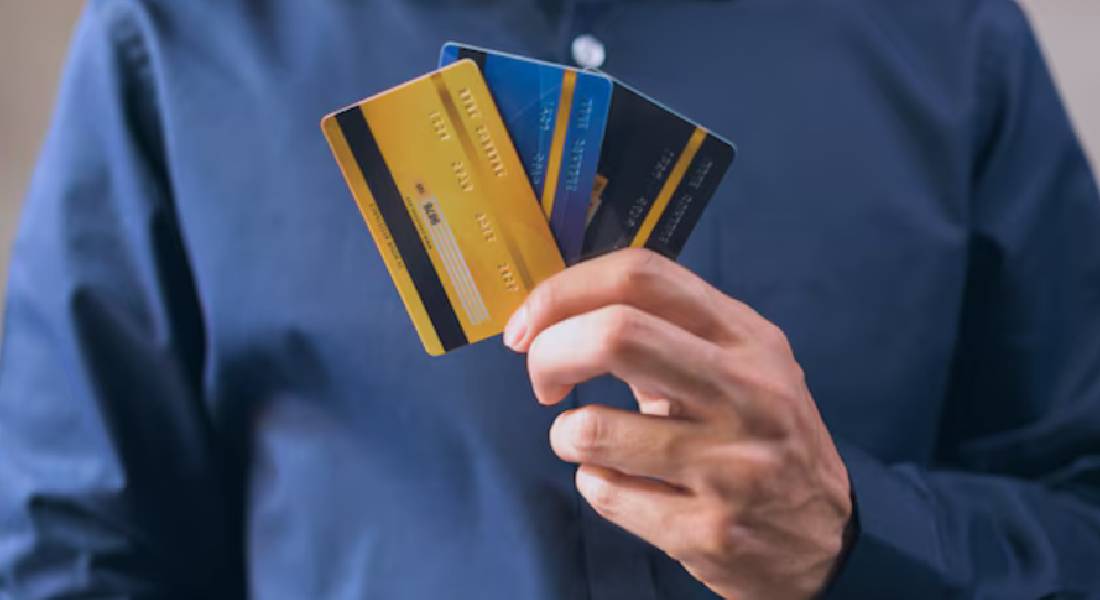Illustration for What to Do if Your Credit Card is Lost or Stolen